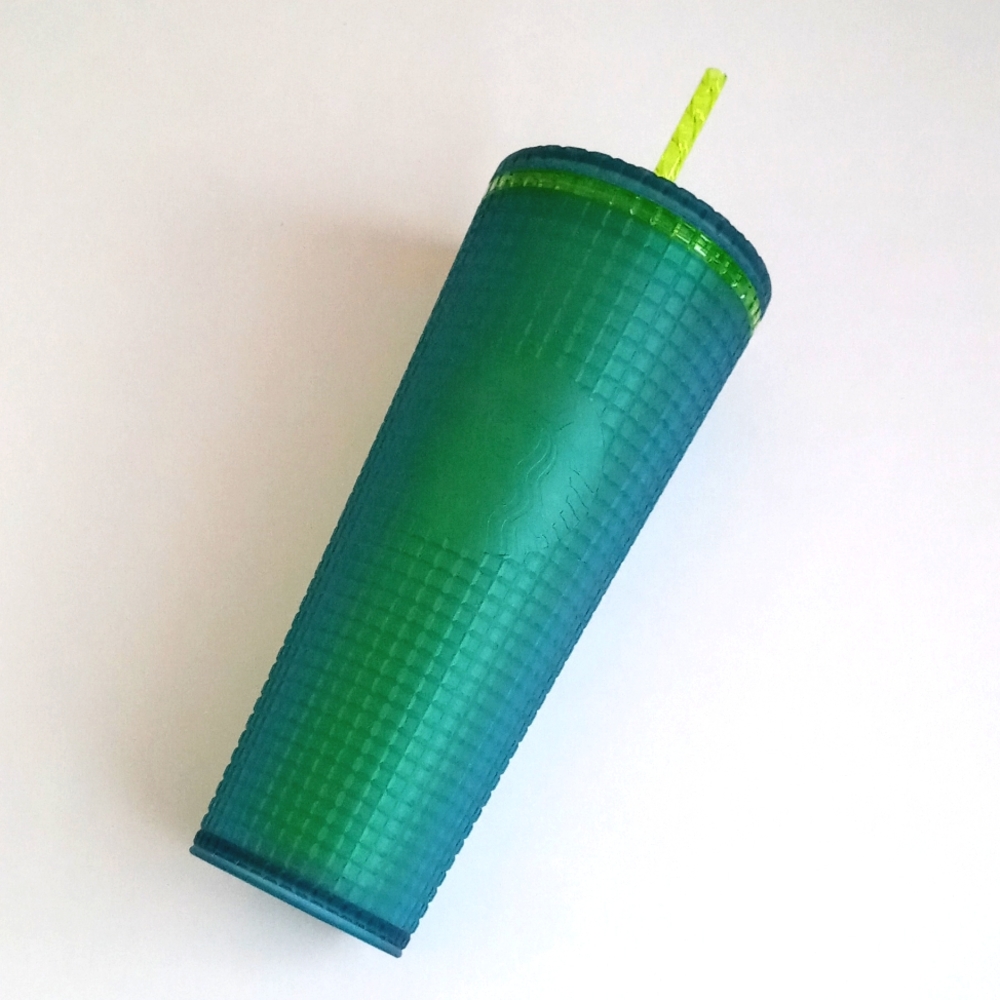 Starbucks Green Iridescent Soft Touch Grid 24 oz Cold Cup Tumbler w Lid & Straw